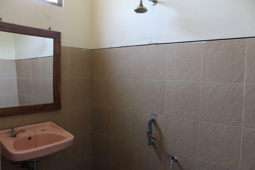 Ferienwohnung Harrys Oceanhouse 2 Pacitan Exterior foto